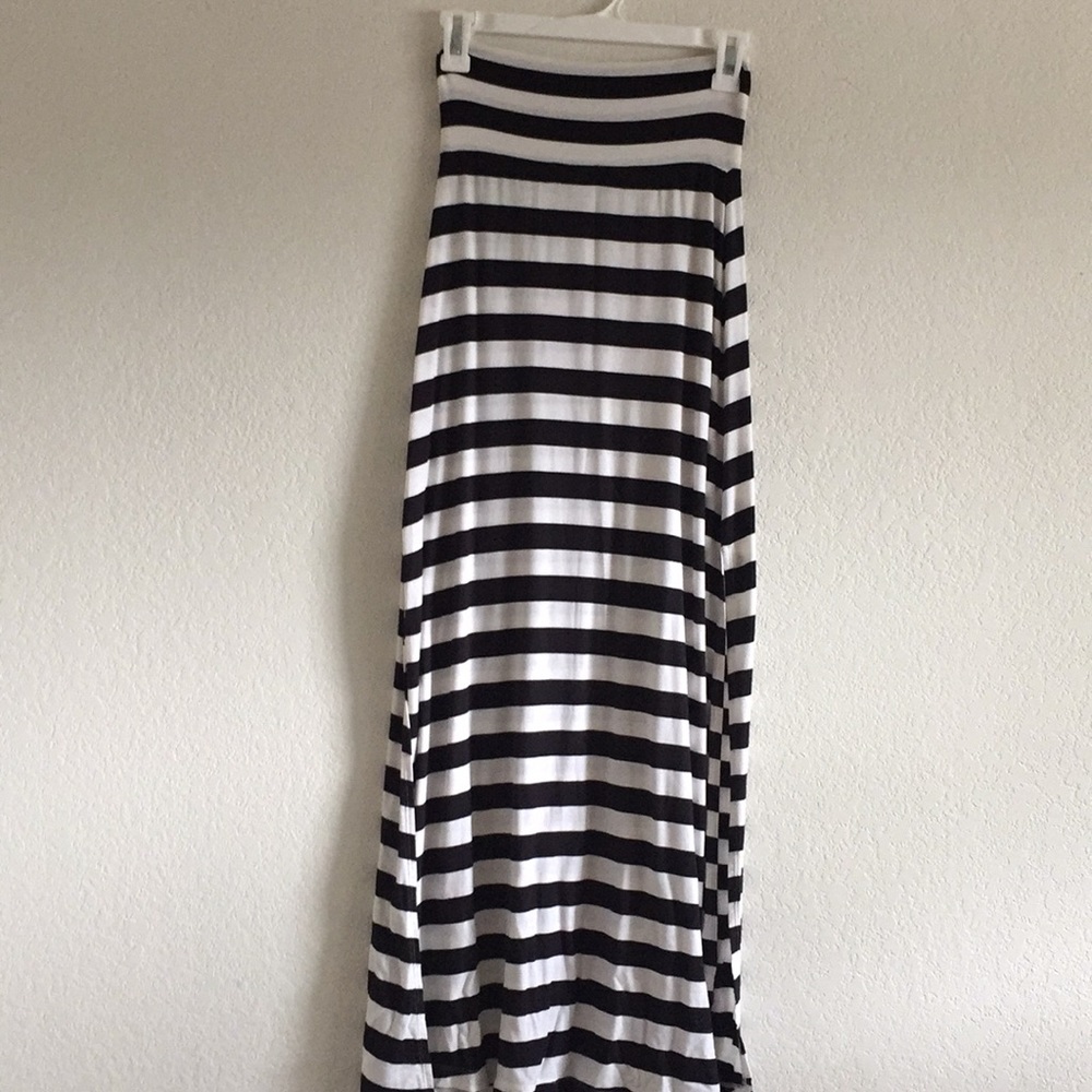 Striped maxi skirt